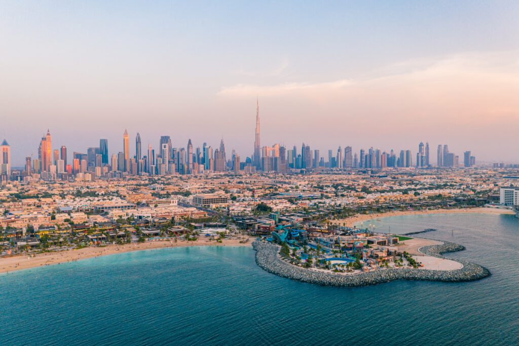 Free Zone vs. Mainland in 2026 - A Plain-English Guide to Choosing Right
